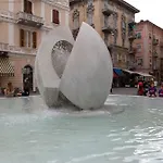 Piazza Garibaldi * 斯培西亚