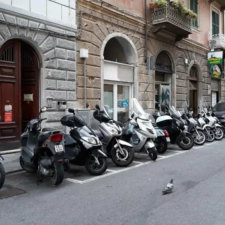 Piazza Garibaldi Apartment