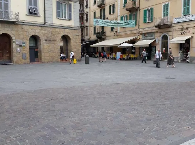 Piazza Garibaldi * La Spezia